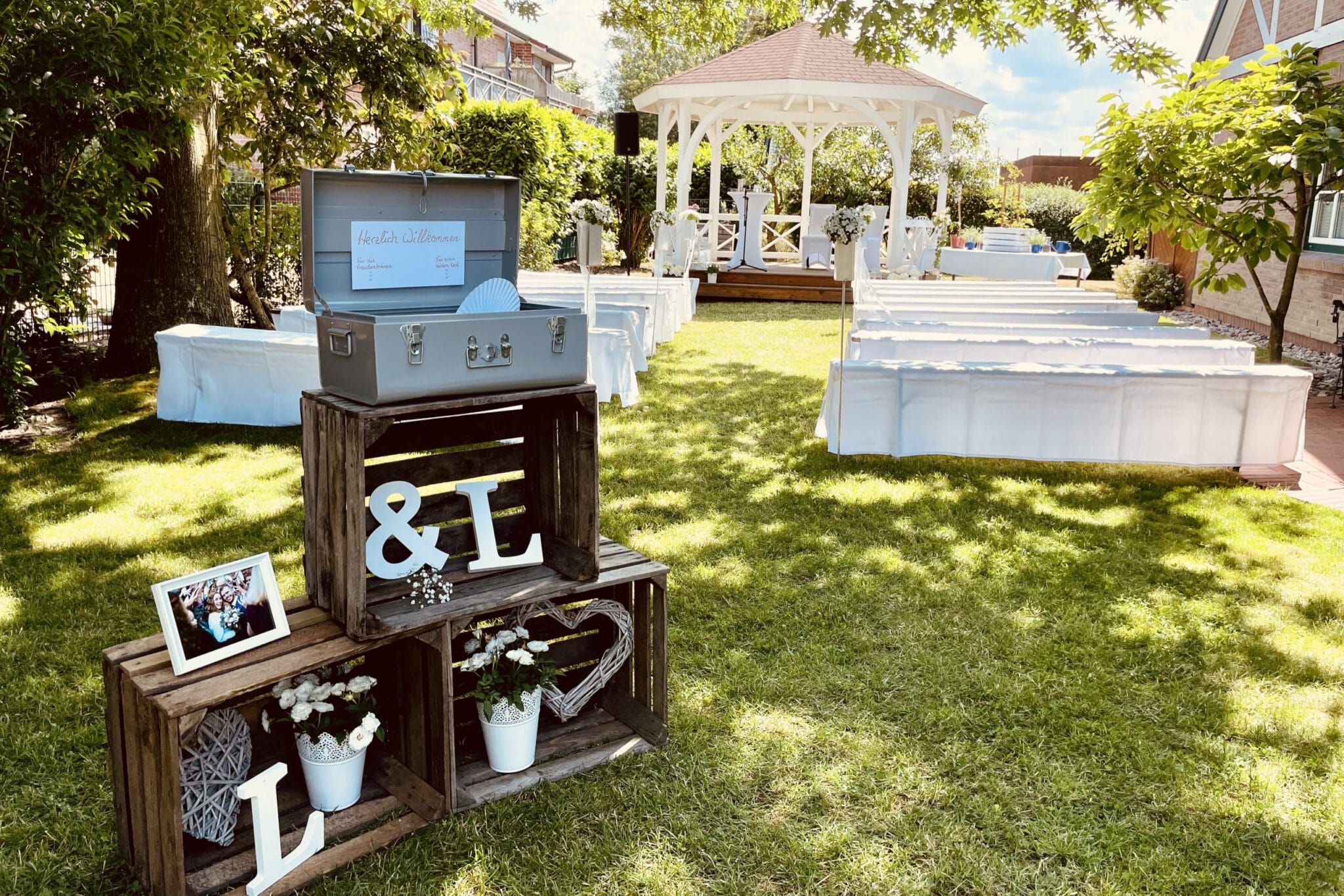 Wunderschöne Hochzeit im Traugarten Altes Land