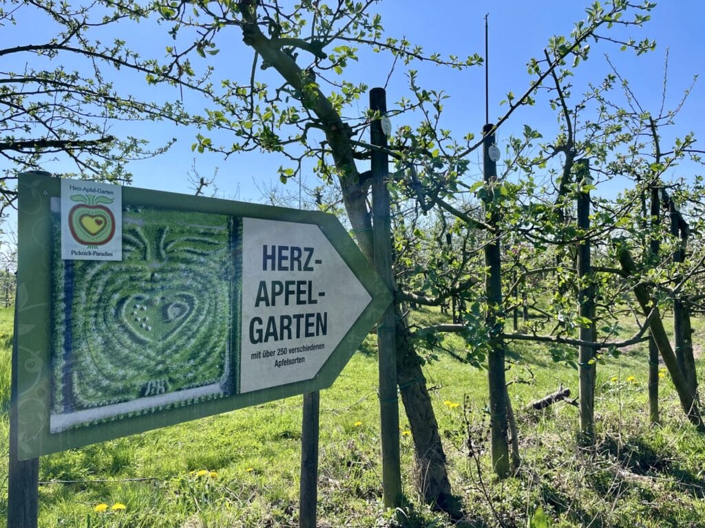 Herzapfelhof in Jork Herzliche Offensive