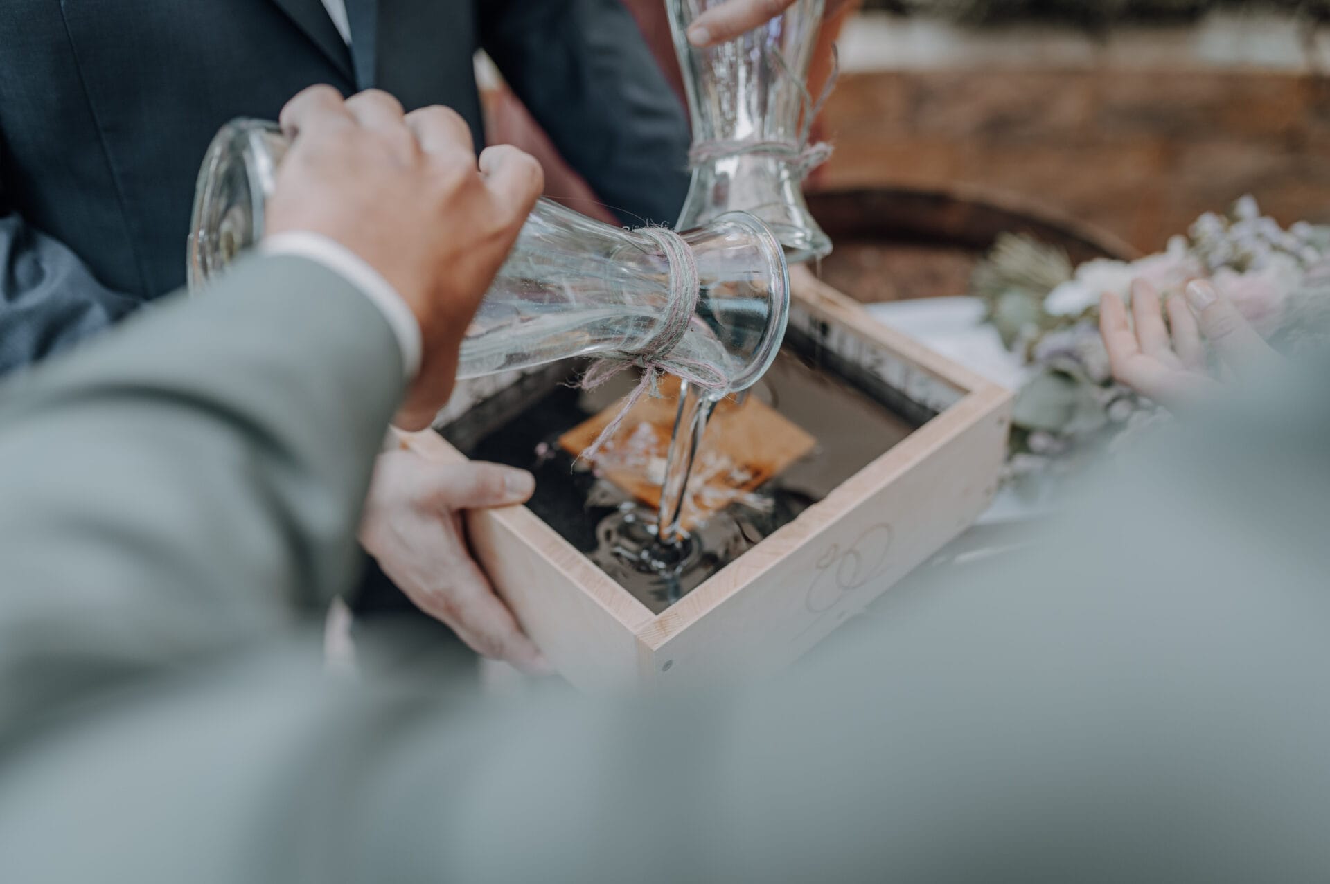 Freie Trauung im Raum Bramsche - Mission: Eichenholz und Epoxidharz