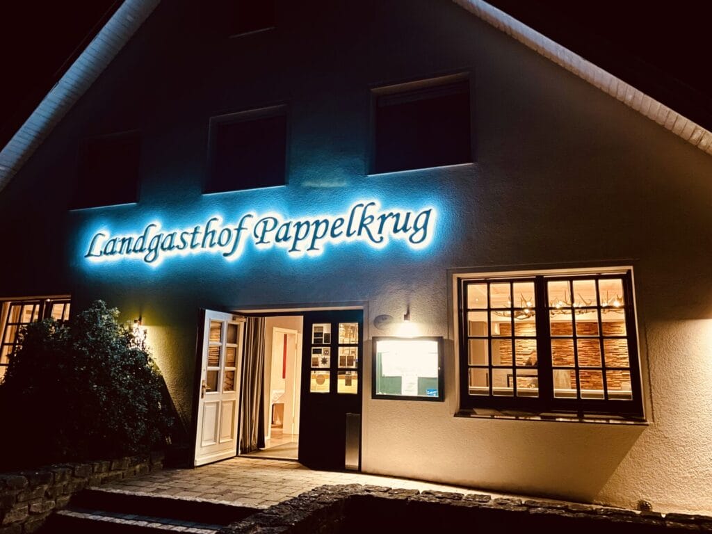Pappelkrug in Halle schicker Landgasthof